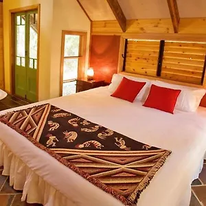 Rainforest Ranch Resort Byfield