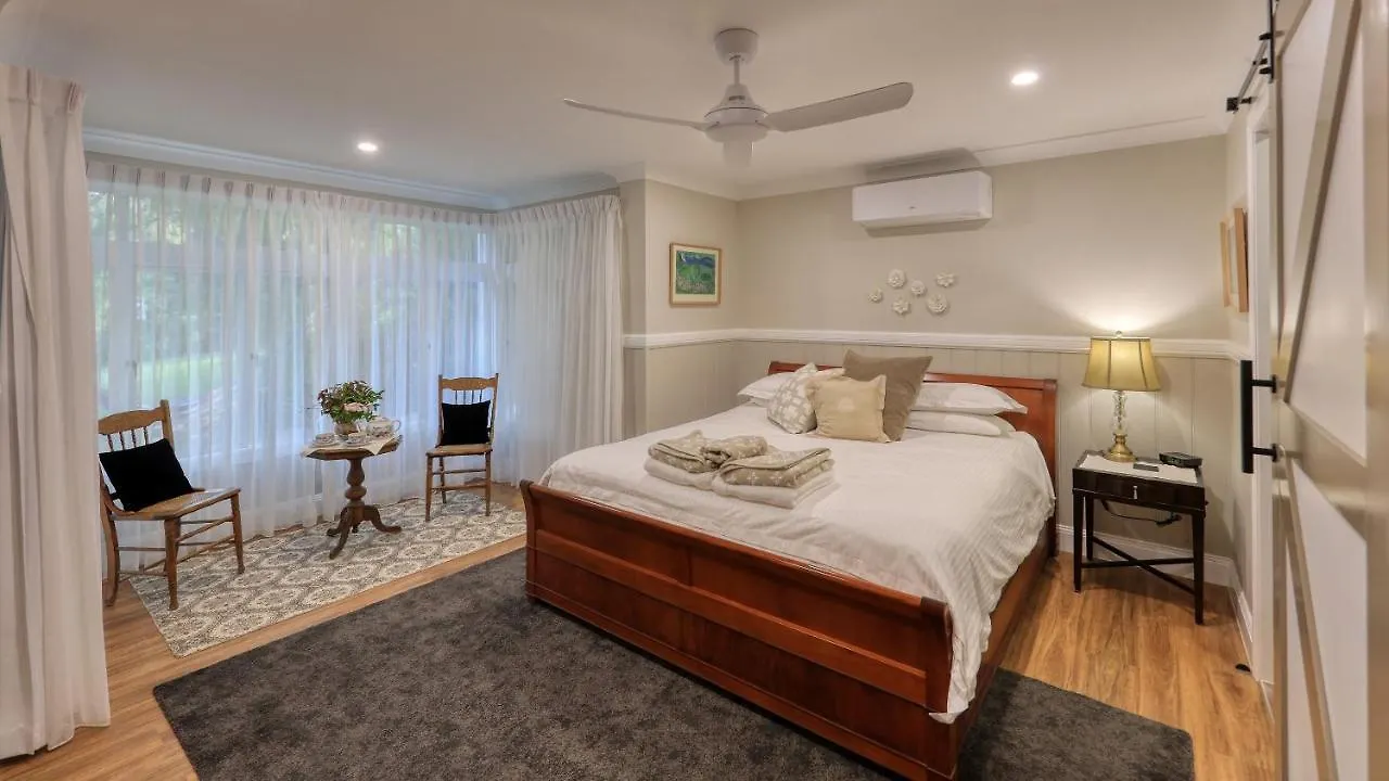 Guest house Mitta Glen Guesthouse Flaxton Australia